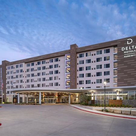 Delta Hotels By Marriott Wichita Falls Convention Center Buitenkant foto