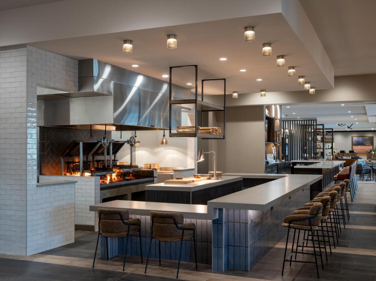 Delta Hotels By Marriott Wichita Falls Convention Center Buitenkant foto