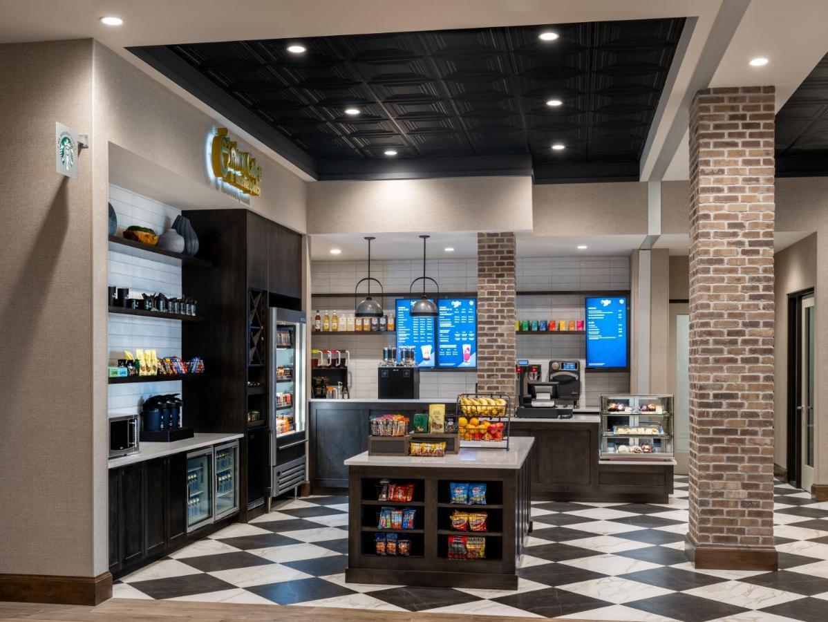 Delta Hotels By Marriott Wichita Falls Convention Center Buitenkant foto