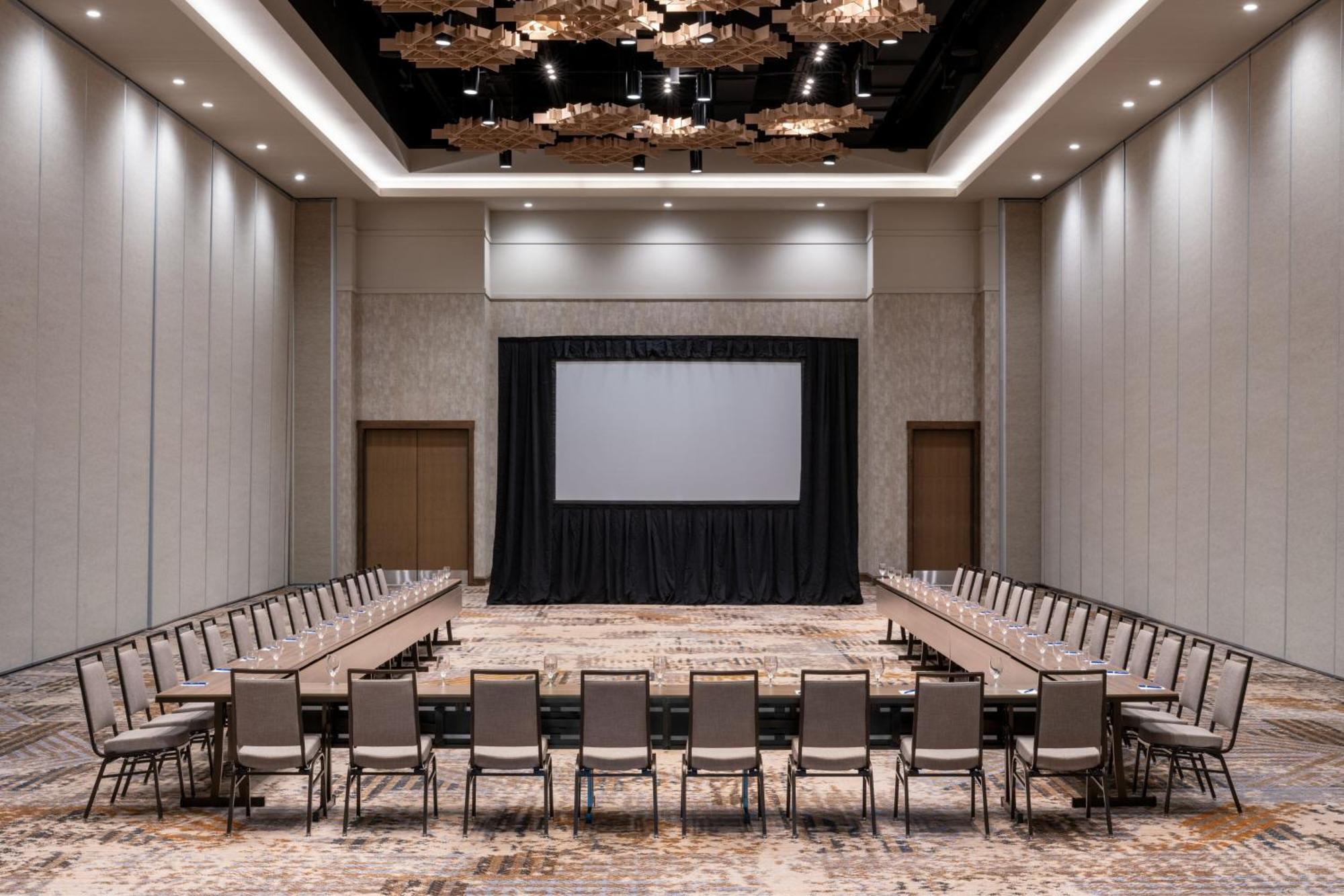 Delta Hotels By Marriott Wichita Falls Convention Center Buitenkant foto