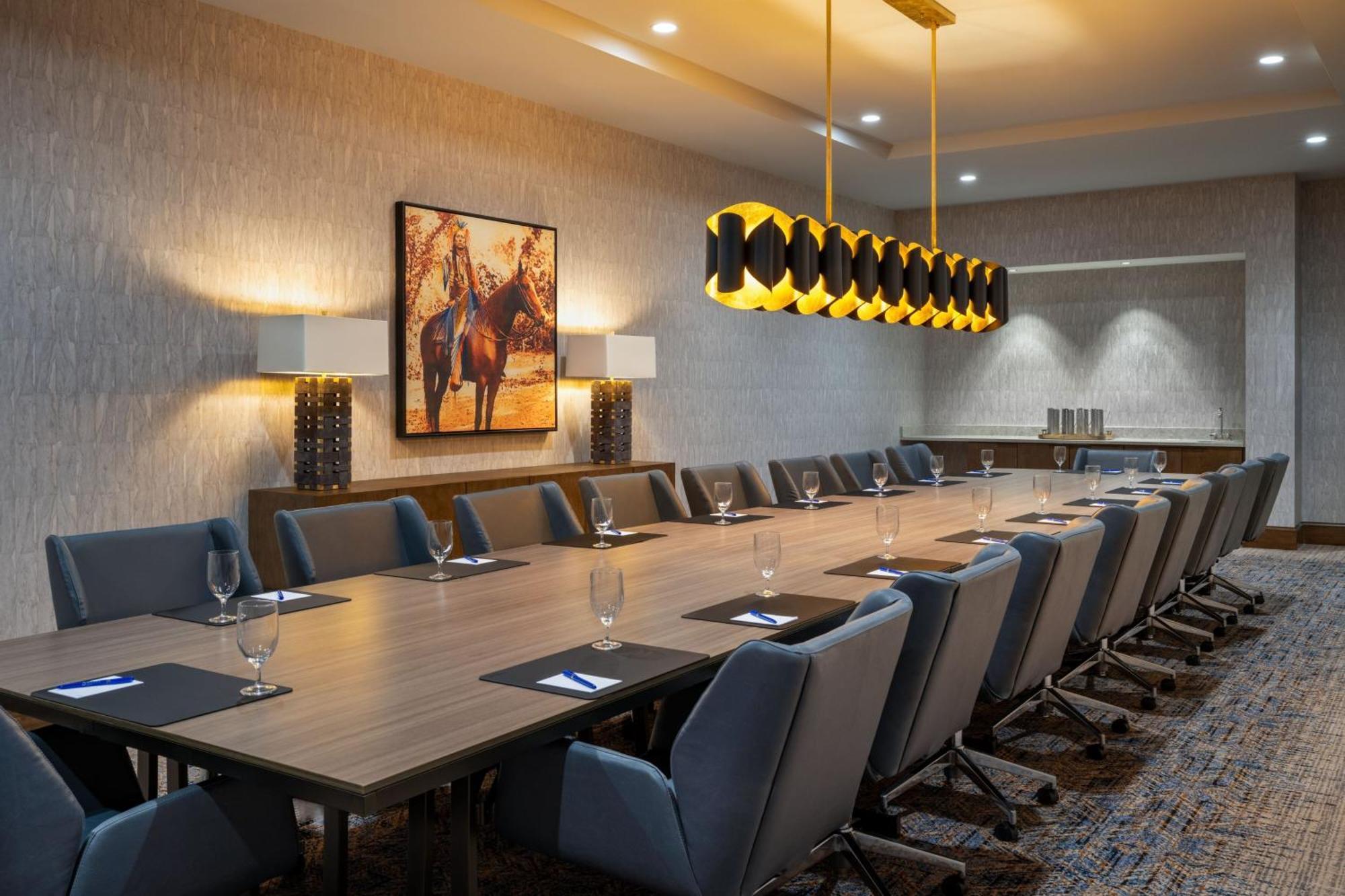 Delta Hotels By Marriott Wichita Falls Convention Center Buitenkant foto