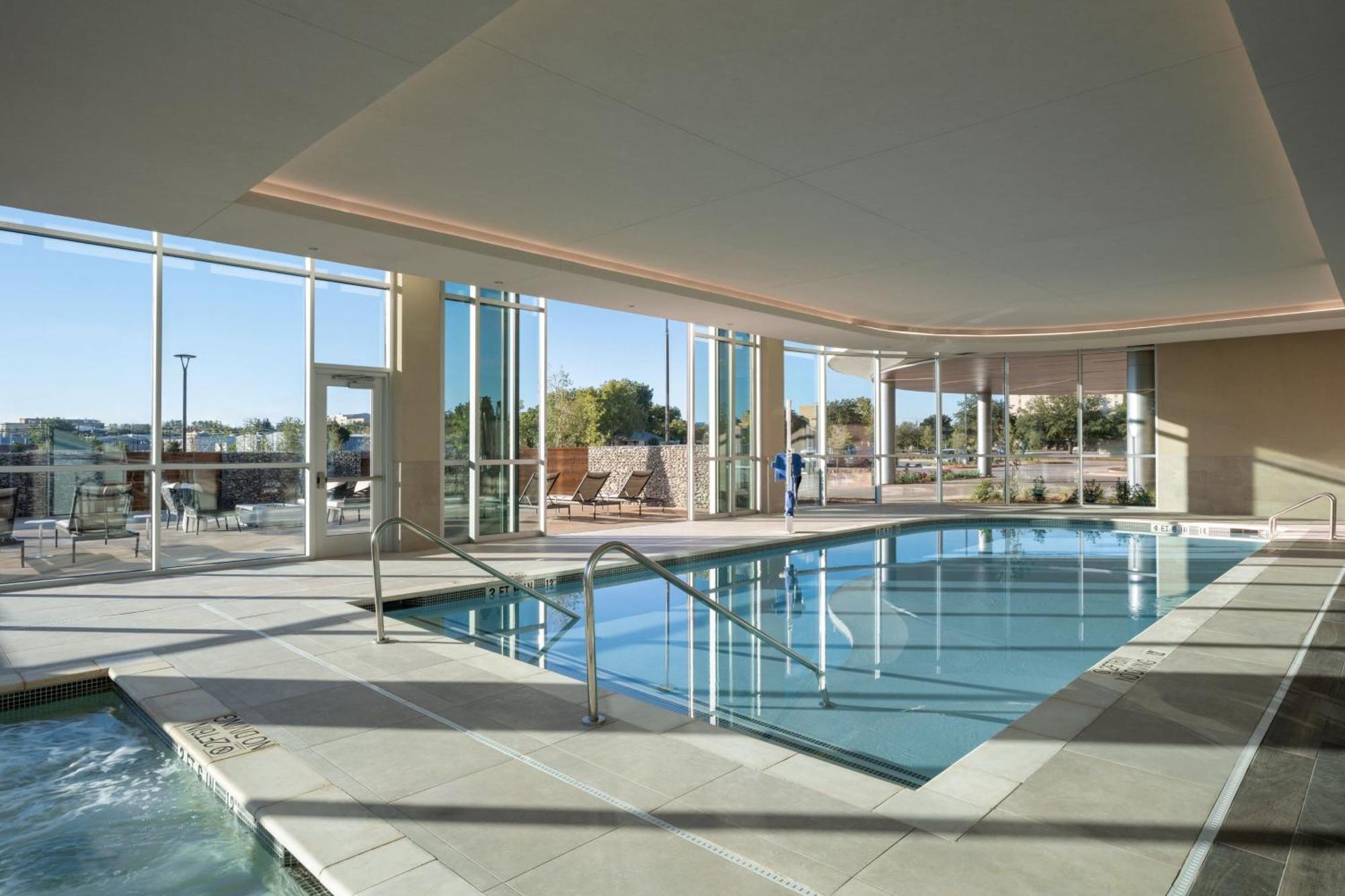 Delta Hotels By Marriott Wichita Falls Convention Center Buitenkant foto