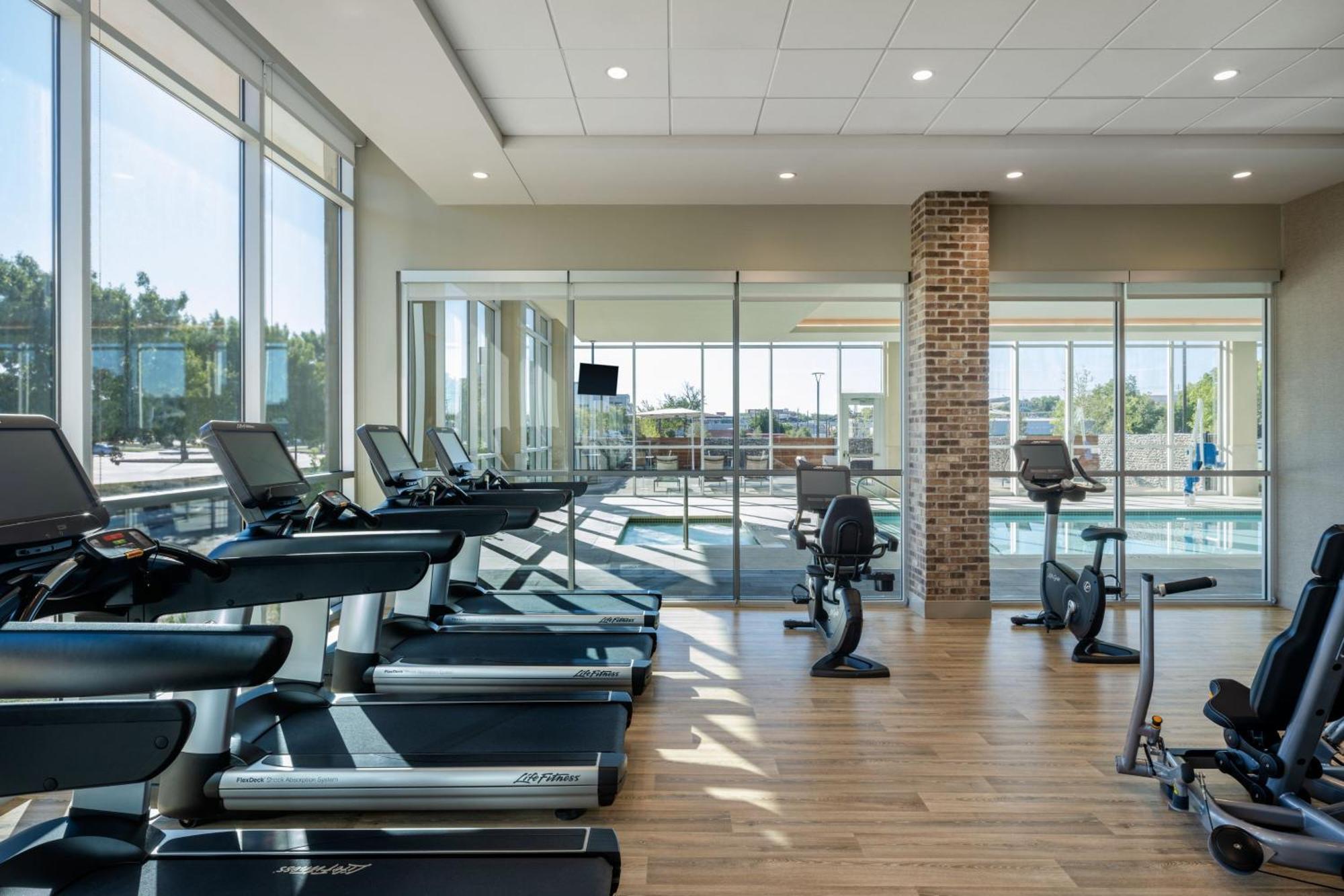 Delta Hotels By Marriott Wichita Falls Convention Center Buitenkant foto
