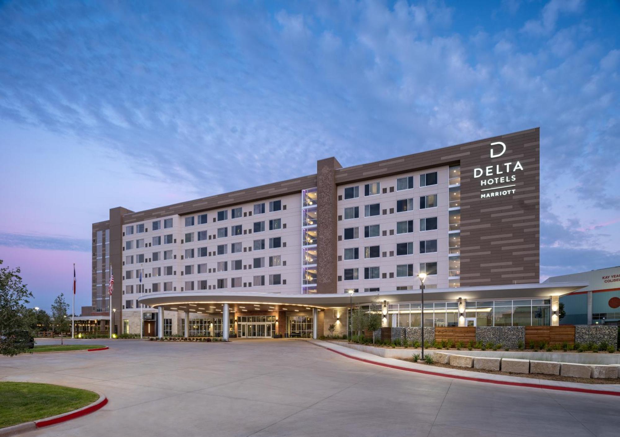 Delta Hotels By Marriott Wichita Falls Convention Center Buitenkant foto